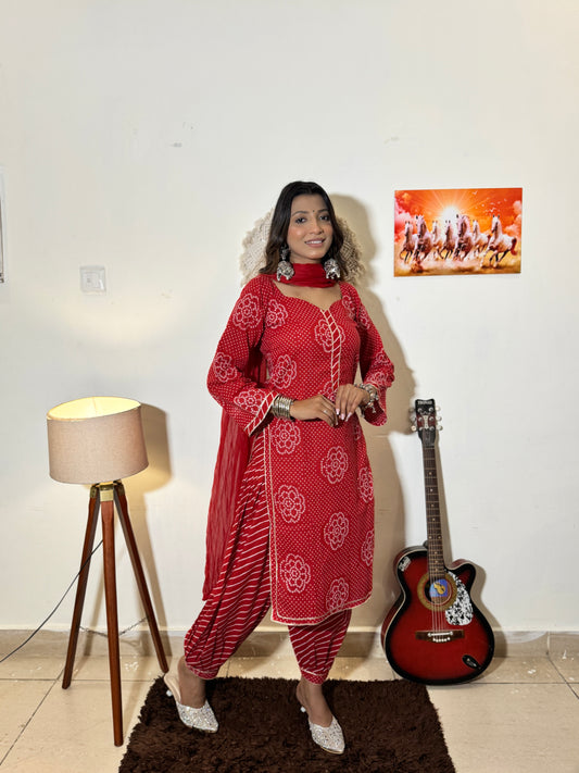 Laal Noor – Festive Red Bandhani Set by Saryana