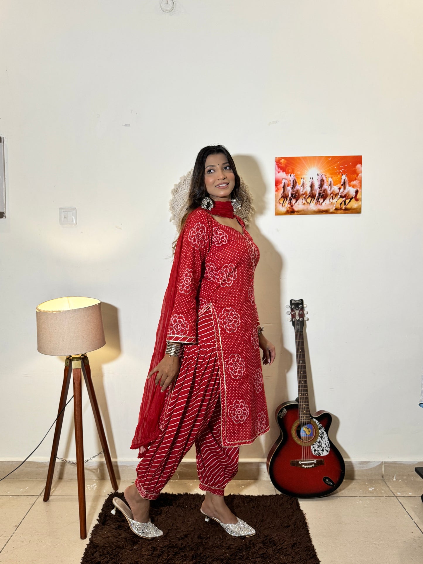 Laal Noor – Festive Red Bandhani Set by Saryana