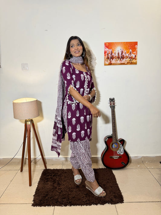 Lavinya-Wine Cotton Kurti Set