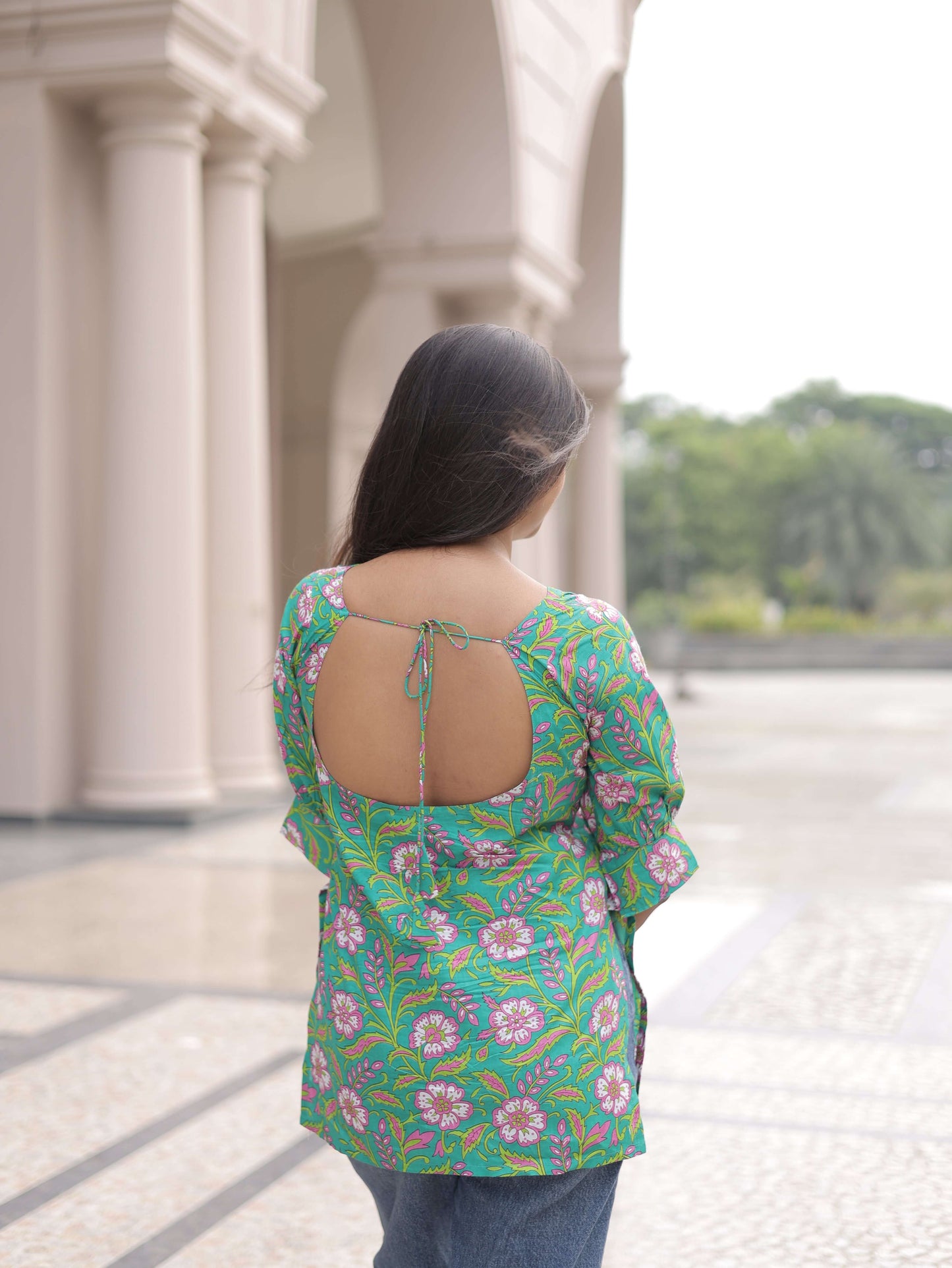 Saryana Padmika Floral Vibe Cotton Top