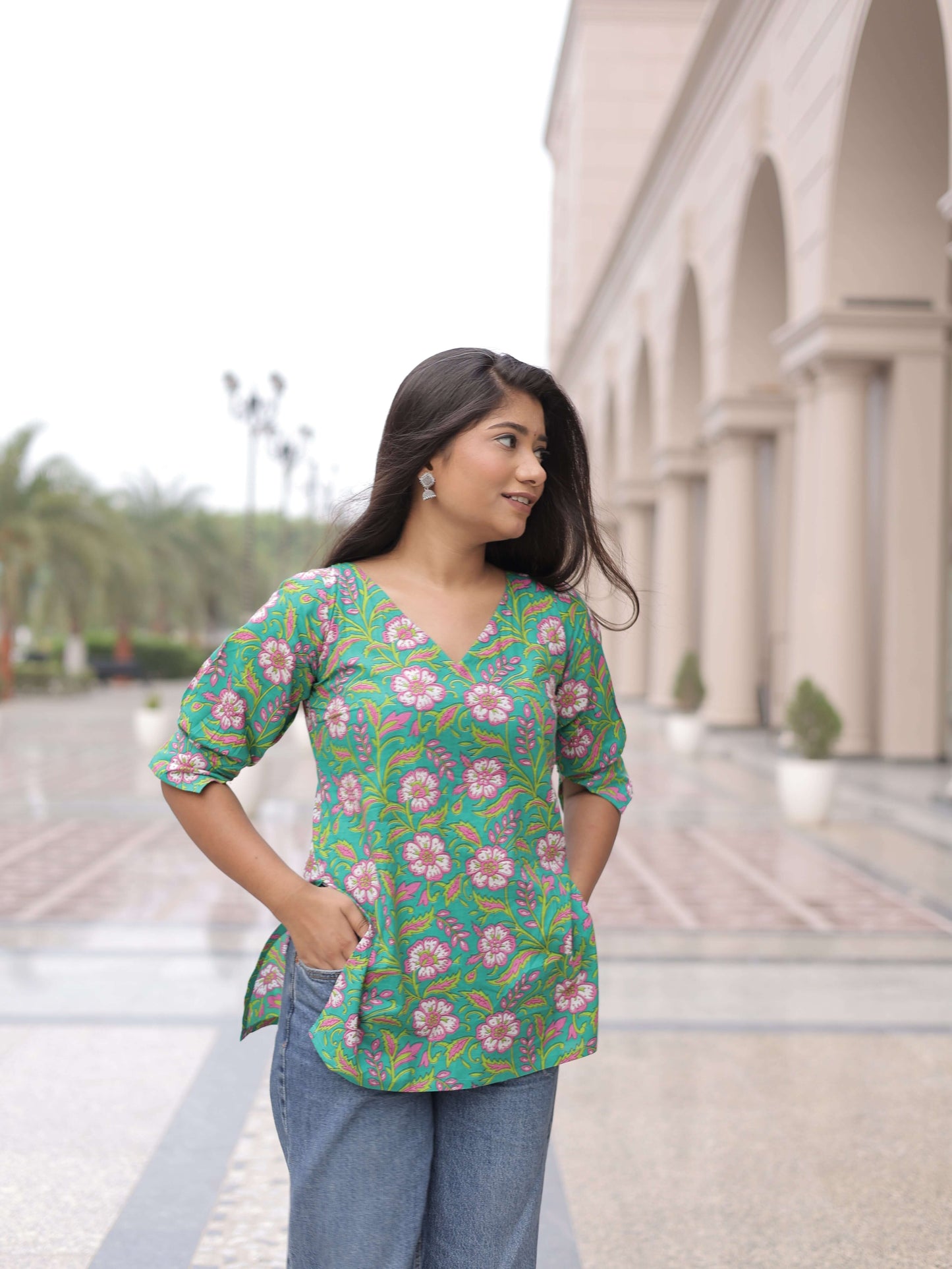 Saryana Padmika Floral Vibe Cotton Top