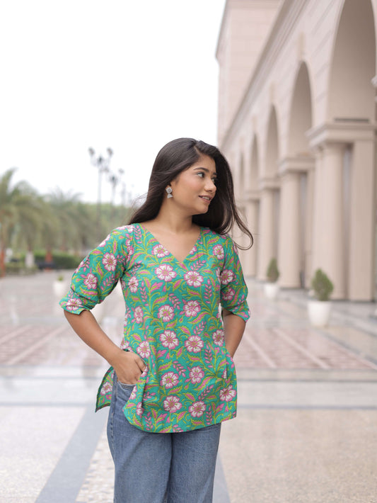 Saryana Padmika Floral Vibe Cotton Top