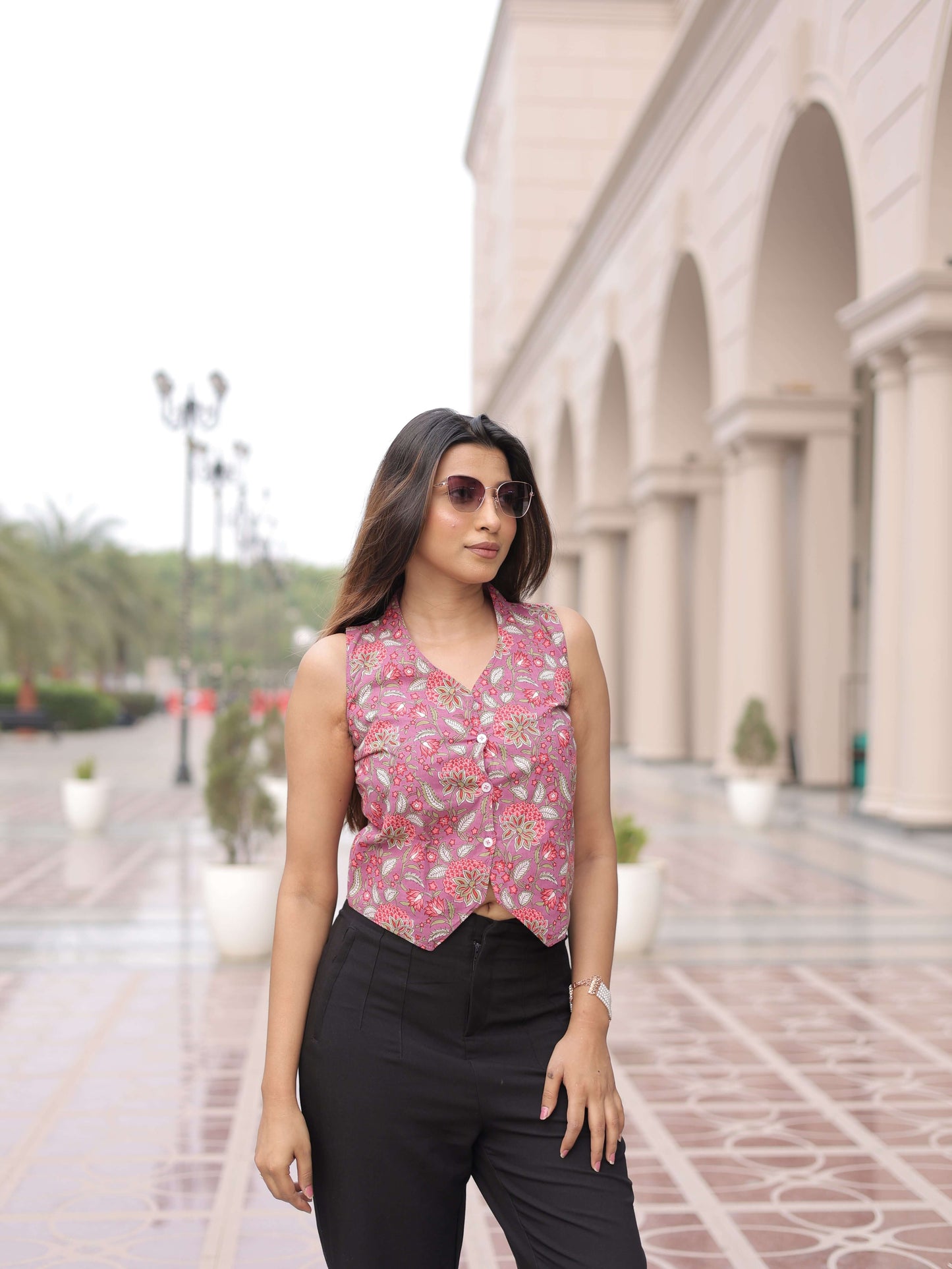 Saryana Vaidehi Floral Sleeveless Cotton Top