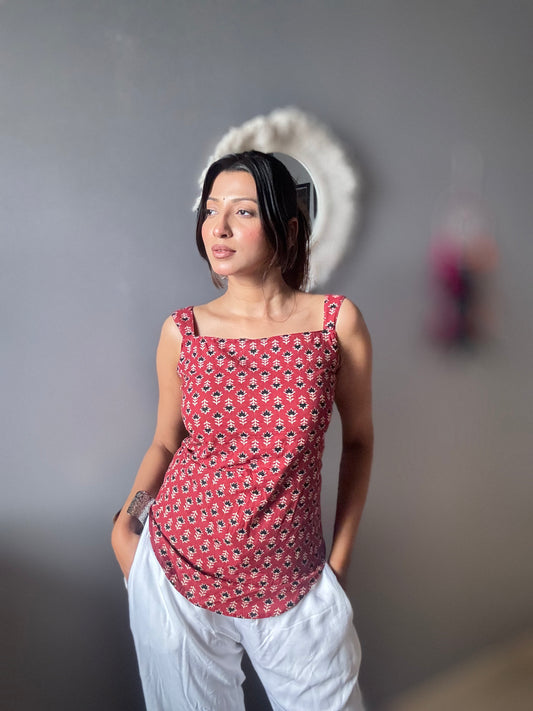 Rust charm Top