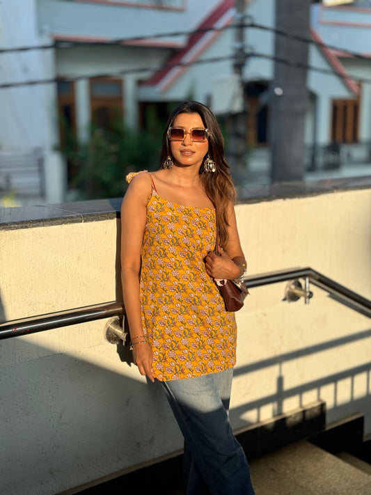 Saryana Kashika Floral Strap Top